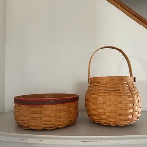 Longaberger 2000 & 2001 Round Baskets With Protective Plastic inserts - Set of 2